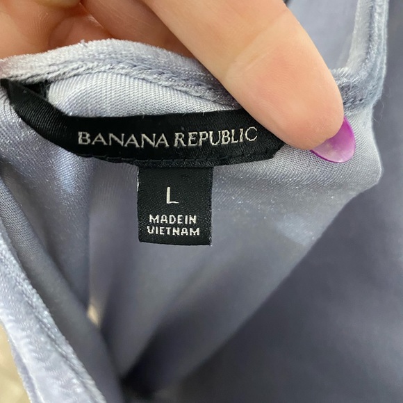 Banana Republic grey velvet 3/4 sleeve blouse large - Picture 4 of 5